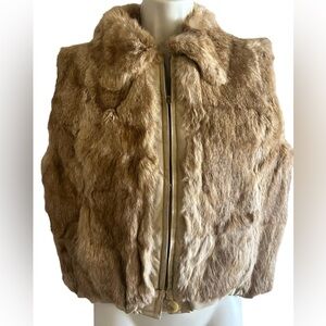 Plush Real Rabbit Fur Zip Front Lined and Collared Shades of Brown Vest Like New